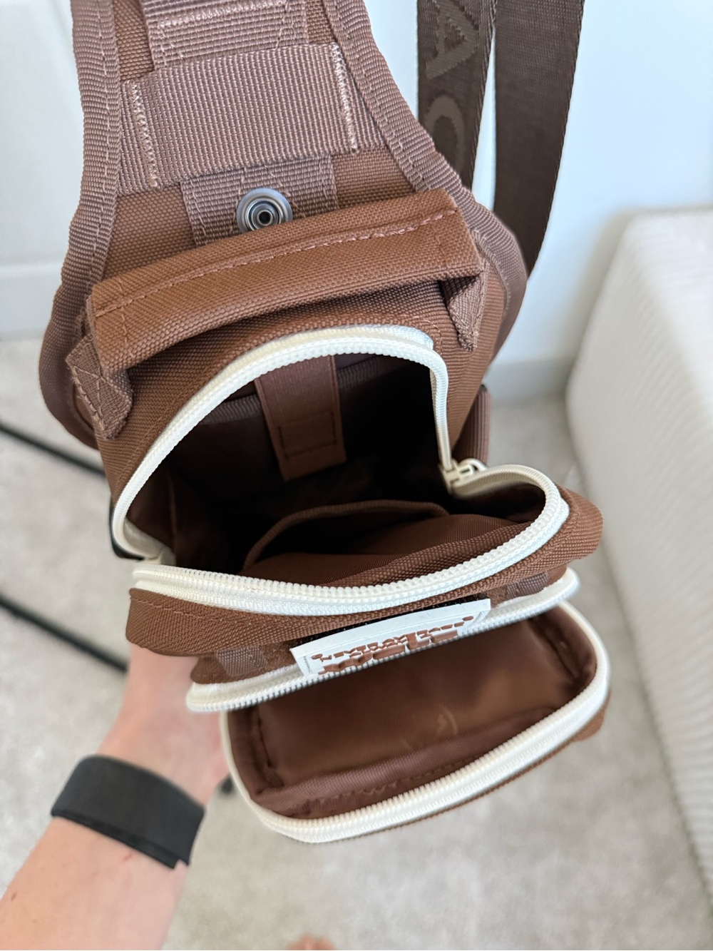 WOLFPAK Brown Crossbody Sling Bag with Cream Trim - Picture 4 of 6